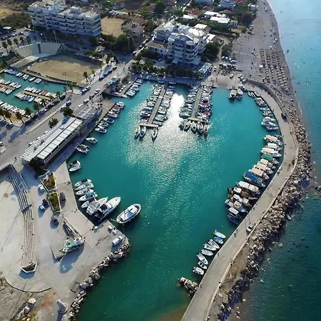 Marina View Sea Front * Ξυλόκαστρο