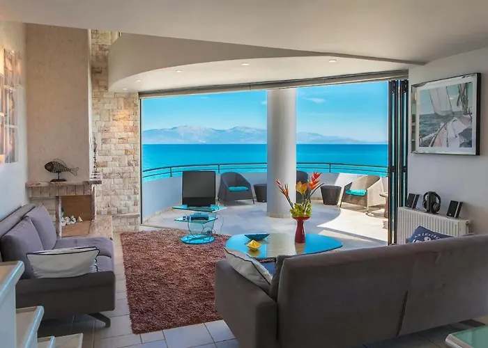 Marina View Sea Front * 西洛卡特伦