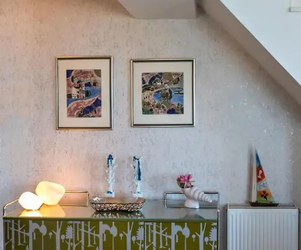 Marina View Sea Front * 西洛卡特伦