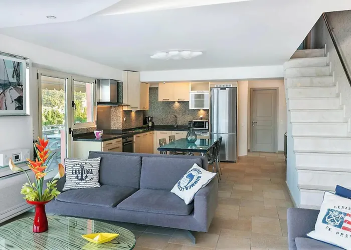 公寓 Marina View Sea Front 西洛卡特伦